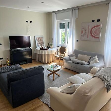 Luxury Center Appartment Нови-Лигуре Экстерьер фото