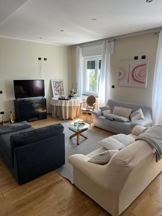 Luxury Center Appartment Нови-Лигуре Экстерьер фото
